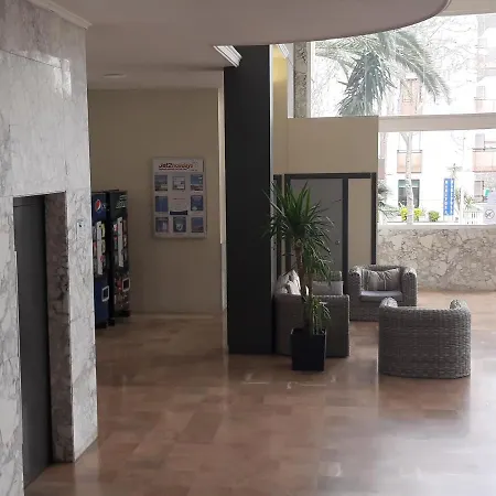 Apartment Internacional 2 *
